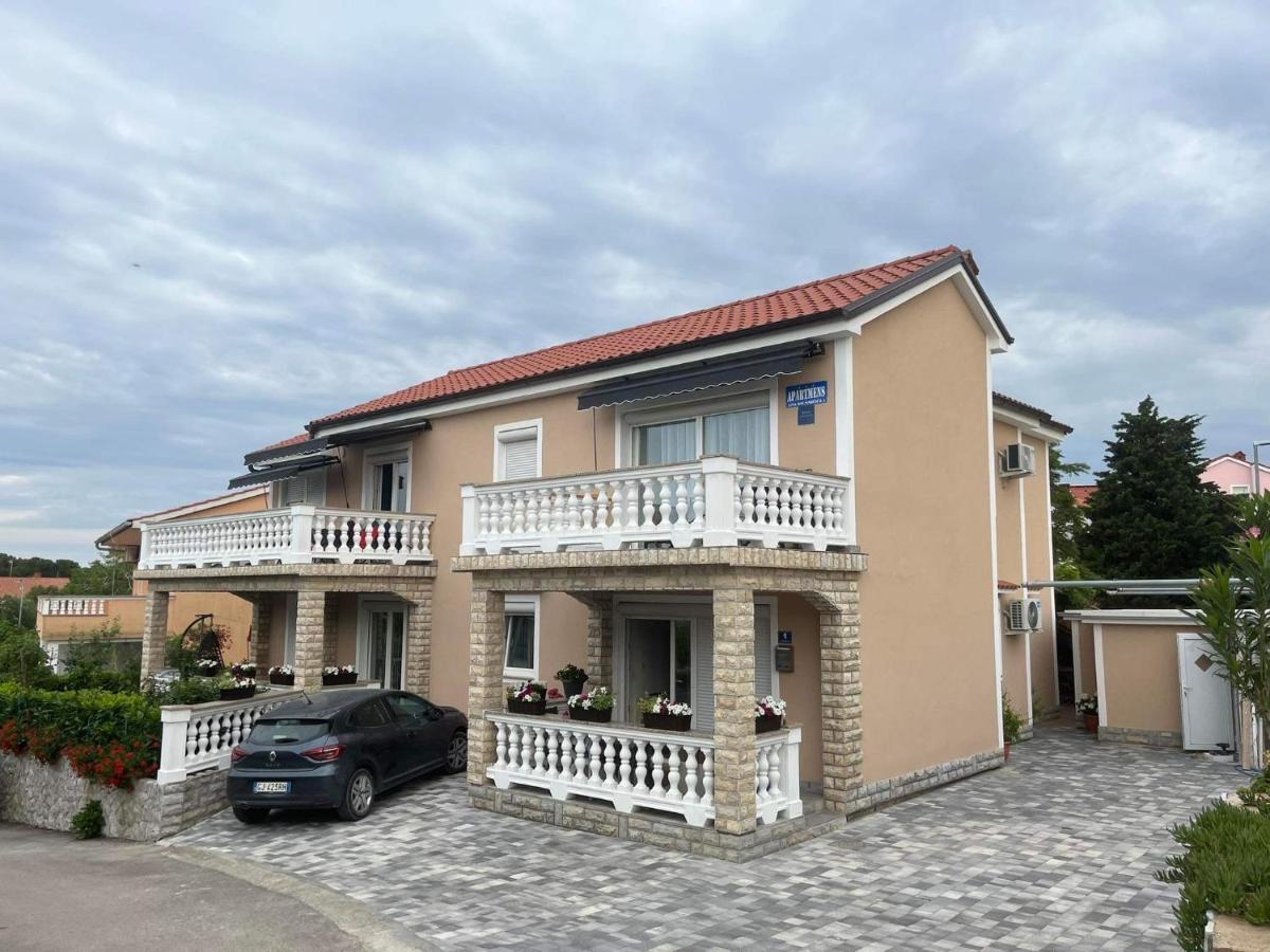 Apartments Ostojic Krk Town Exterior photo